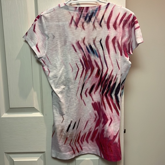 Calvin Klein T-shirt - Picture 2 of 8